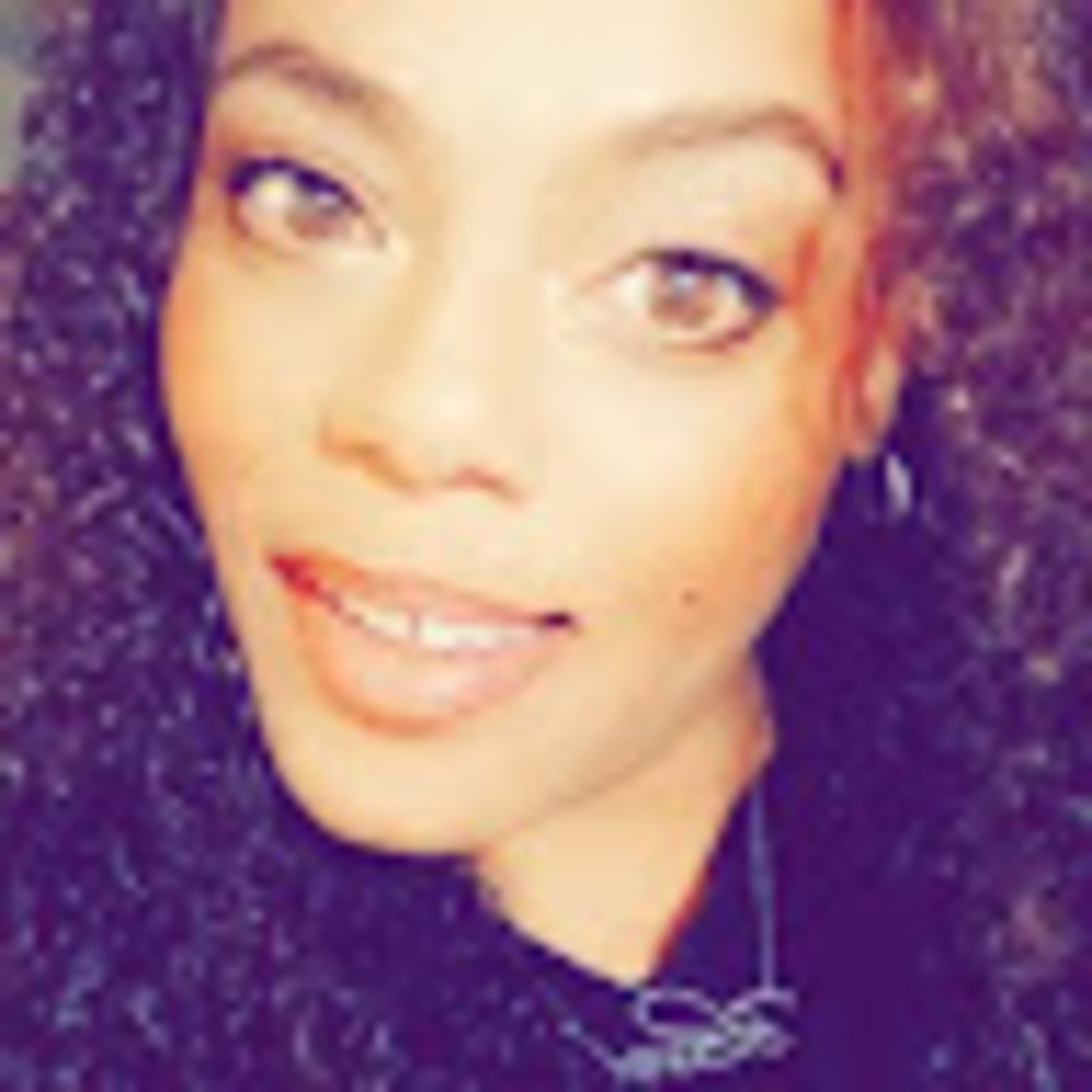 Meet your Posher, Stacie